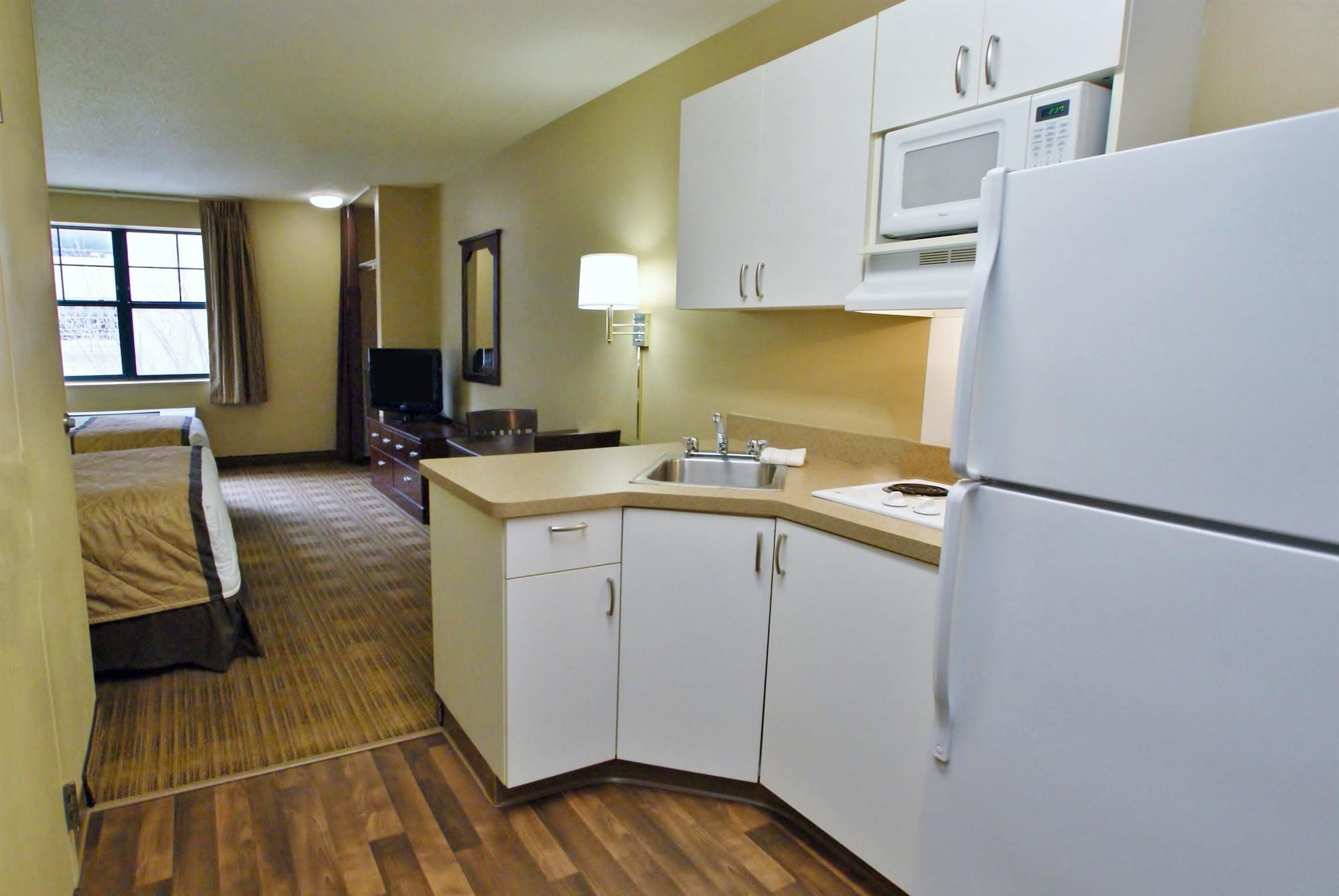 Extended Stay America Suites - Foxboro - Norton Exterior photo