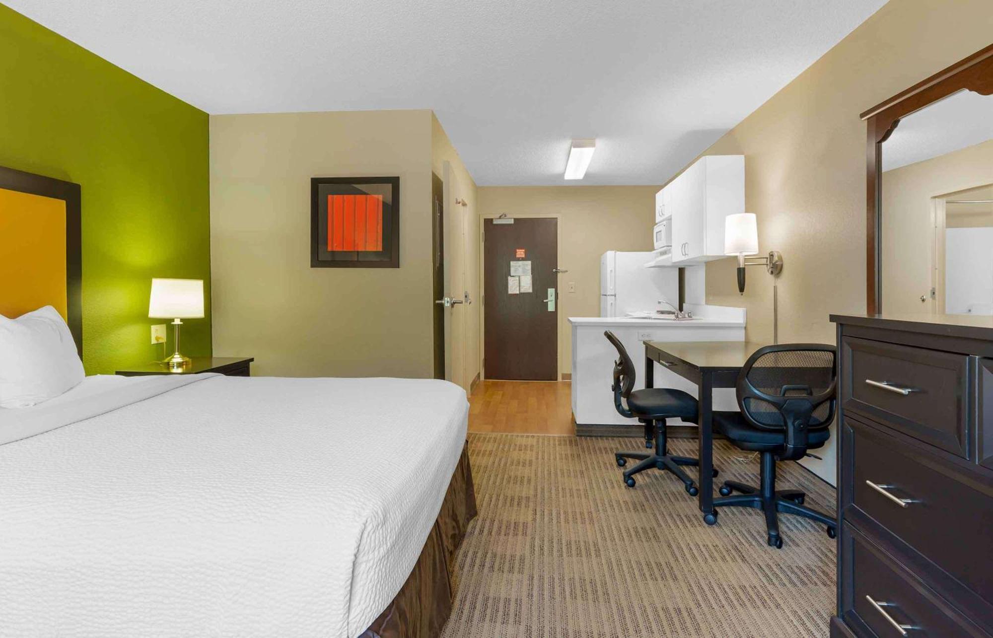 Extended Stay America Suites - Foxboro - Norton Exterior photo