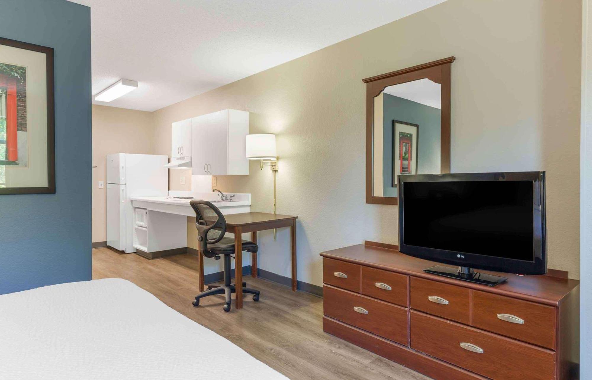 Extended Stay America Suites - Foxboro - Norton Exterior photo
