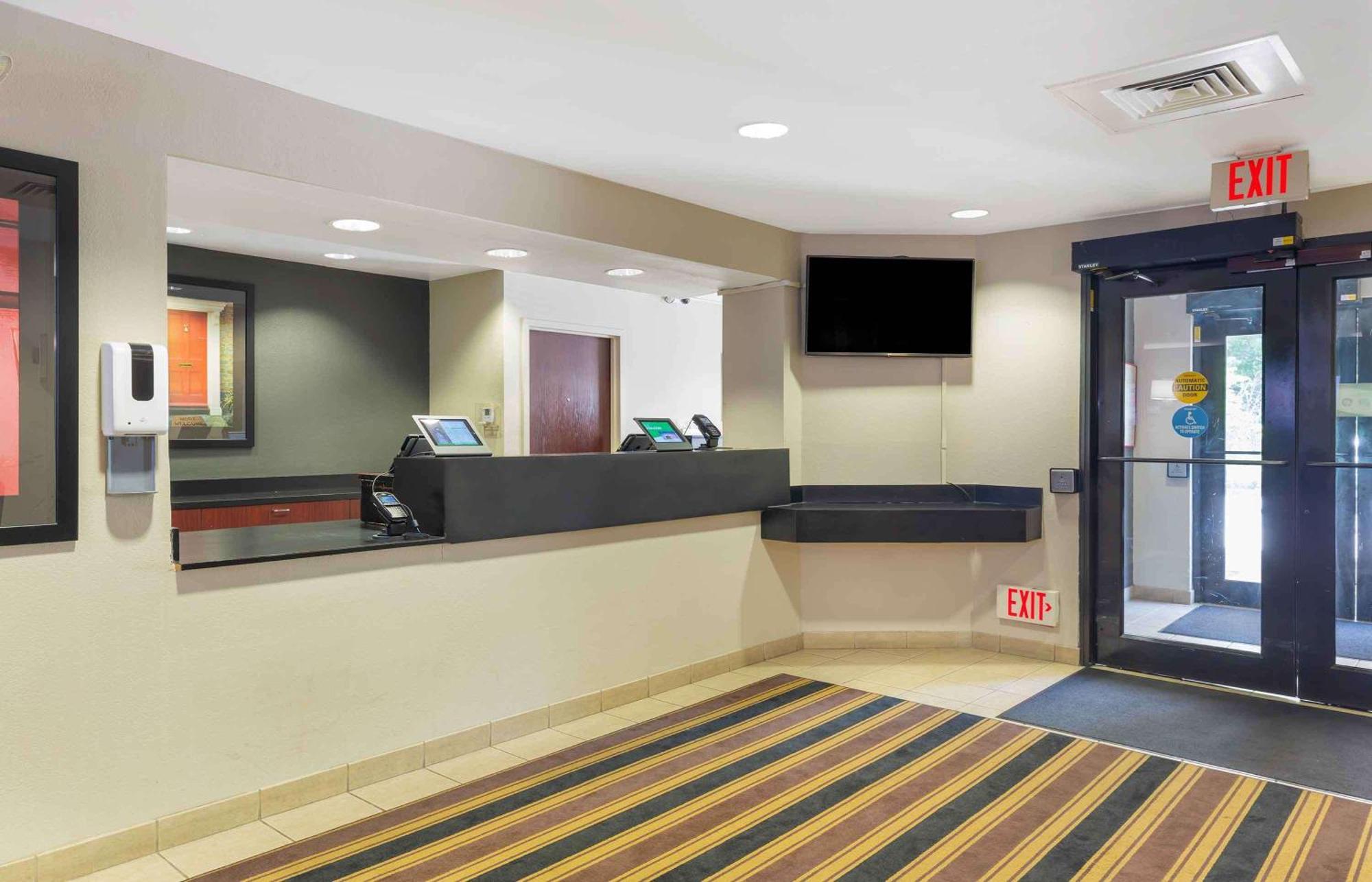 Extended Stay America Suites - Foxboro - Norton Exterior photo