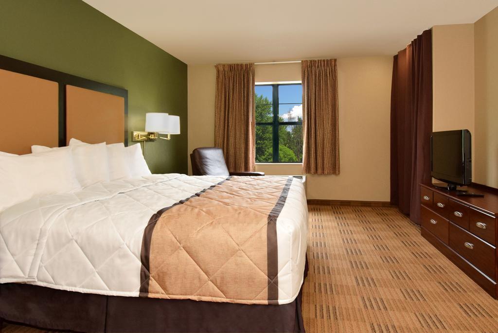 Extended Stay America Suites - Foxboro - Norton Exterior photo